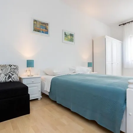 Dubasa Гостевой дом Вантачичи