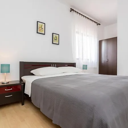 Dubasa Гостевой дом Вантачичи