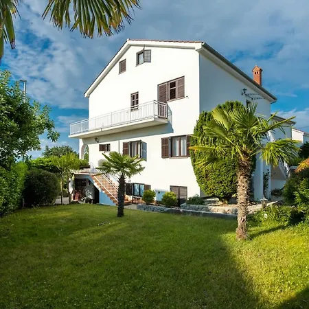 Dubasa Гостевой дом Вантачичи