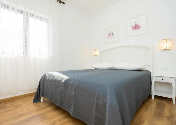 招待所 Dubasa 万塔西西